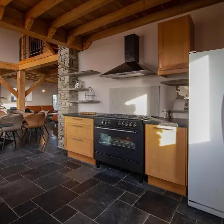 Very Spacious House With Sauna And Countryside Views * Gouvy