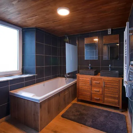 Very Spacious House With Sauna And Countryside Views Holiday home