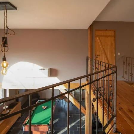 Σπίτι διακοπών Very Spacious House With Sauna And Countryside Views *