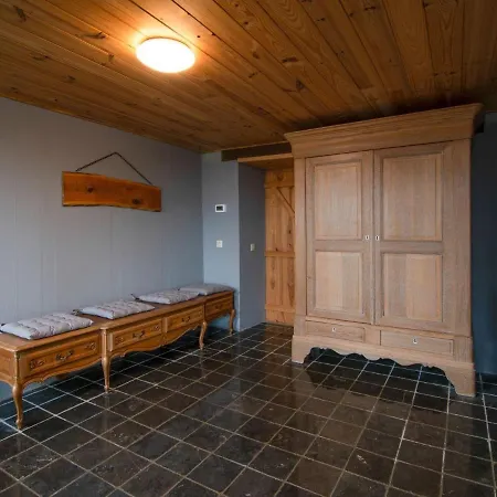 Very Spacious House With Sauna And Countryside Views Holiday home *